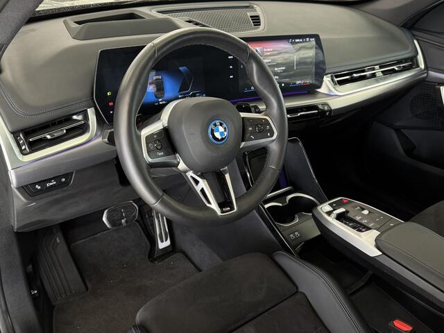 BMW X1 xDrive30e M Sport | Pano | Clima | PDC | Navi | Camera | Cruise | ( Vestiging - Nieuwegein )