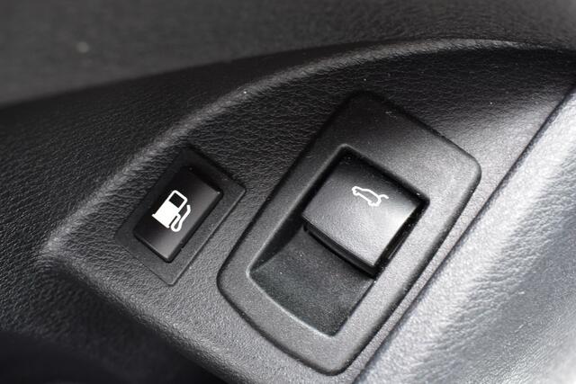 BMW X1 xDrive25e eDrive Edition M-Pakket, Memory stoel, Achteruitrijcamera, Led, PDC