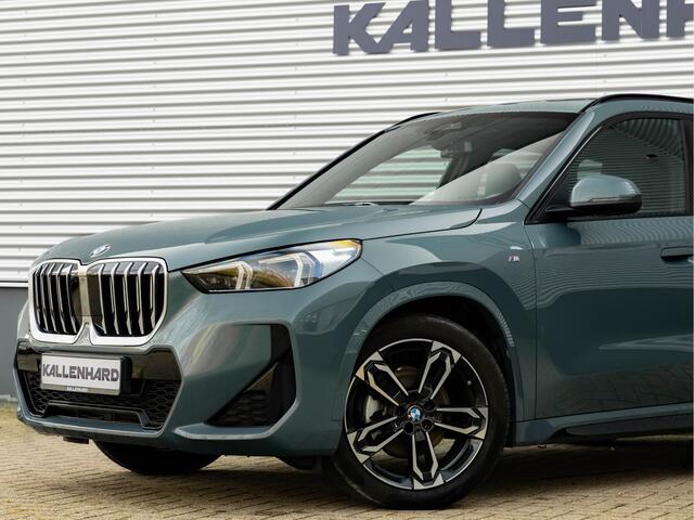 BMW X1 sDrive18i M-Sport - Pano - Trekhaak - Memoryzetel - Harman Kardon