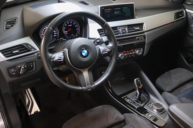 BMW X1 sDrive20i High Executive M-sport, Panoramadak, HUD, Camera, H&K, Memory, Keyless
