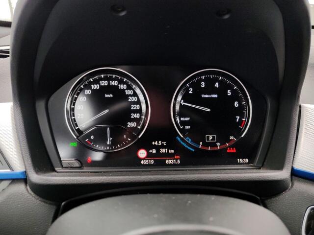 BMW X1 sDrive18i High Executive M-Sport Automaat