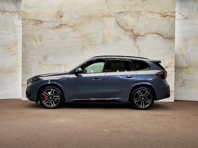 BMW X1 xDrive30e M Sport Pro, pano, tr.haak, H/K, massage, 19", keyless, privacy