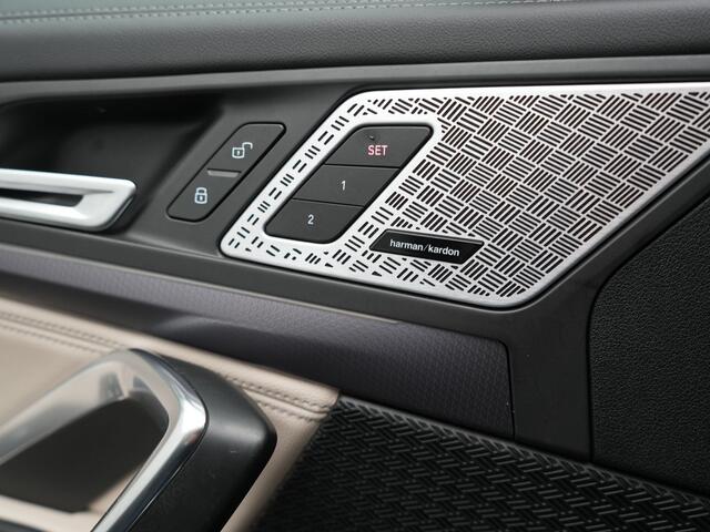 BMW X1 xDrive23i M Sport 218pk Dealer O.H | Panodak | Adaptive Cruise | Lederen Sportstoelen Massage & Memory | Head Up | 360 Camera | Harman Kardon | Widescreen Navi | Parkassist | Keyless | 19"L.M | Apple Carplay |