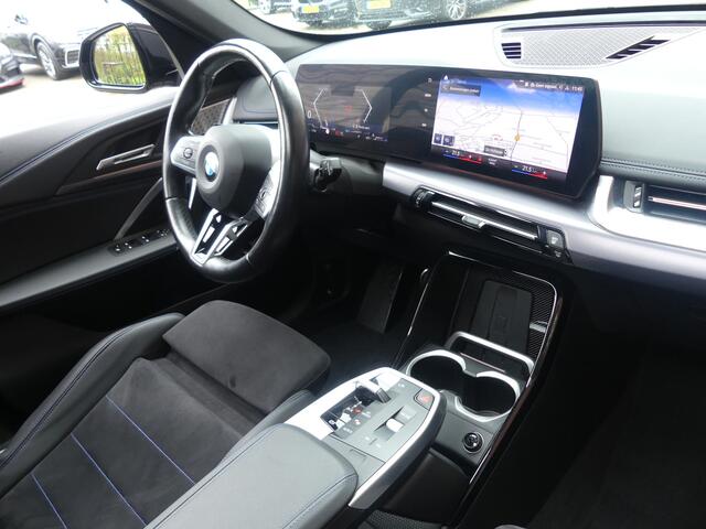 BMW X1 sDrive18i M-Sport / Panoramadak