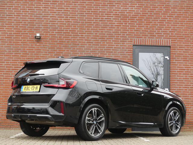 BMW X1 sDrive18i M-Sport / Panoramadak