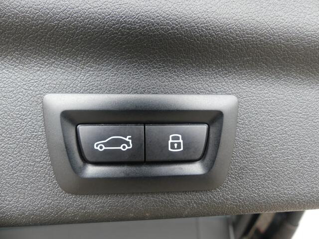 BMW X1 sDrive18i M-Sport / Panoramadak