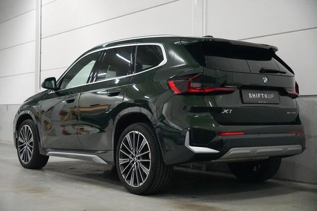 BMW X1 sDrive18i Panoramadak | Harman Kardon | Head Up | Stuurverwarming