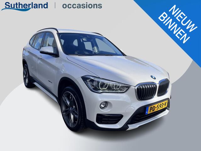 BMW X1 sDrive20i Executive | achteruitrijcamera | trekhaak
