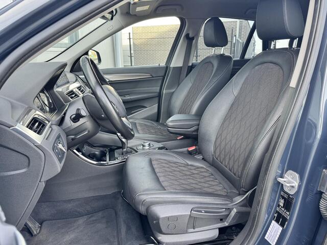 BMW X1 sDrive18i High Executive 140 pk | Trekhaak | 18 inch | X line | Led