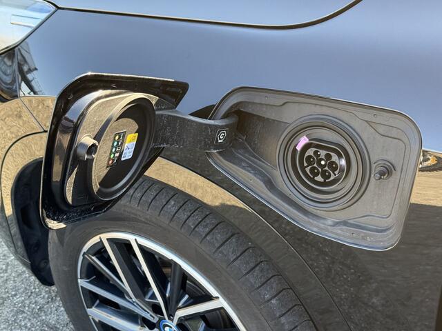 BMW X1 xDrive25e | M-Sport | Camera | Stoel + stuurverw. | Harman/kardon