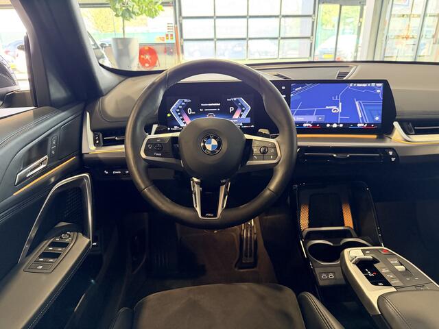 BMW X1 sDrive18i Shadow Line M-Sport | Parkeerhulp met camera | Stoelverwarming | Carplay/Android