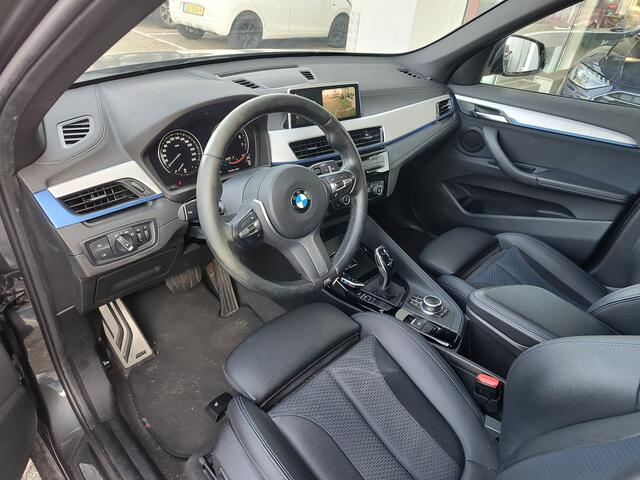 BMW X1 SDRIVE18i HIGH EXECUTIVE AUT. Open dak | Leder | LED | Stoelverwarming