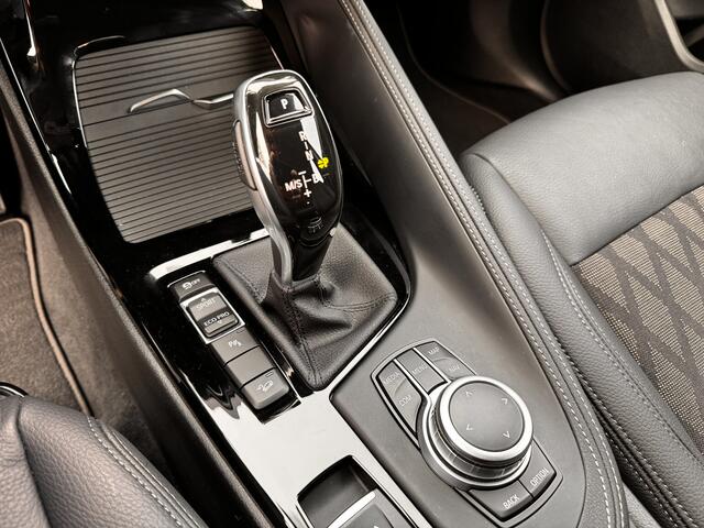 BMW X1 xDrive20i | 4x4 | Carplay | HUD | Trekhk | Camera | 1e Eig. | Ad.Cruise | Dealeronderhouden!