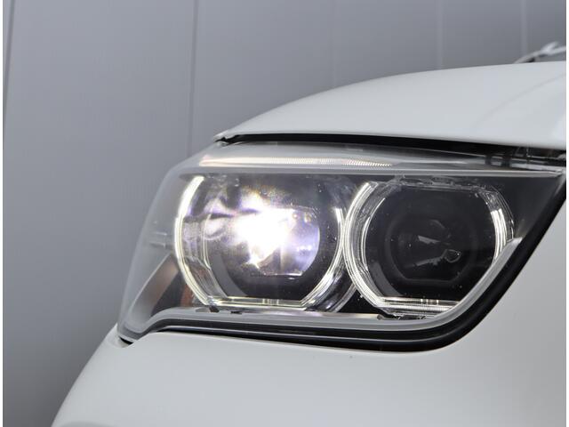 BMW X1 xDrive20d High Executive | Keyless | LED | Stoelverwarming