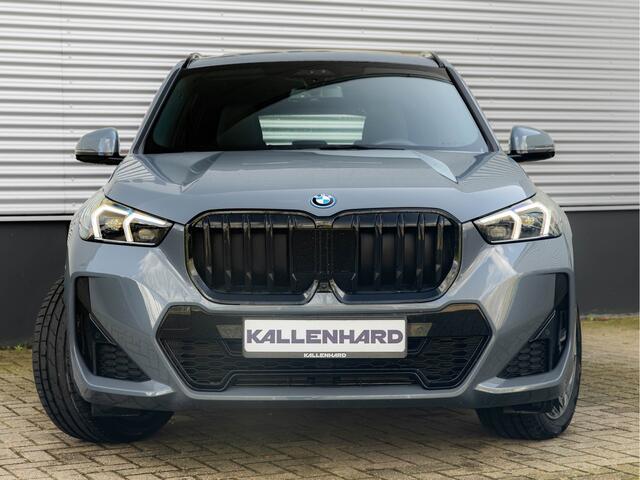 BMW X1 xDrive25e M-Sport - Pano - Trekhaak - Driving Ass Prof - Head-up