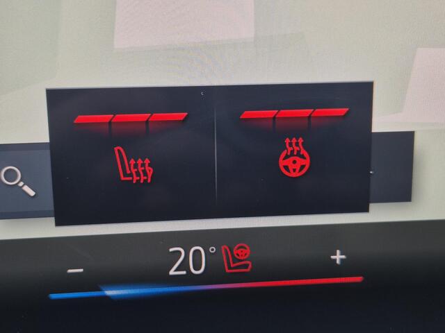 BMW X1 xDrive25e M-Sport Automaat / Accu SOH 96,33% / Trekgewicht 1.700 kg / Stuur- & Stoelverwarming / elektrisch achterklep / Apple Carplay Android Auto / Harman Kardon Audio Systeem / Achteruitrijcamera / cruise control adaptief /