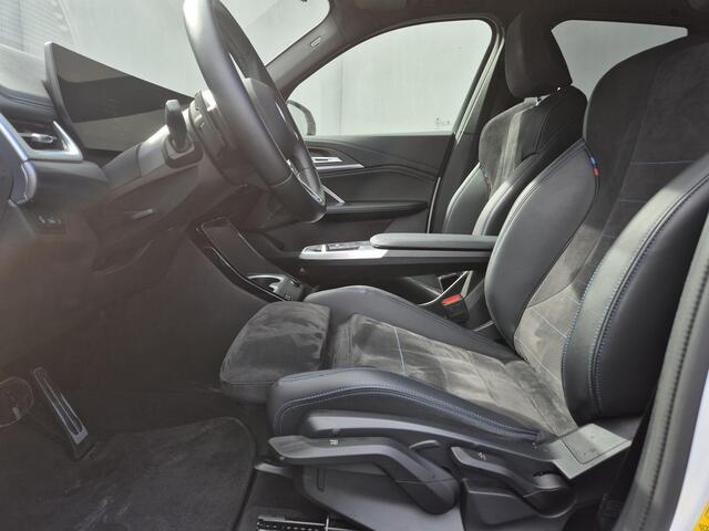 BMW X1 xDrive25e M-Sport Automaat / Accu SOH 96,33% / Trekgewicht 1.700 kg / Stuur- & Stoelverwarming / elektrisch achterklep / Apple Carplay Android Auto / Harman Kardon Audio Systeem / Achteruitrijcamera / cruise control adaptief /