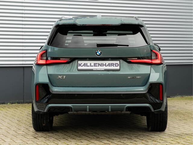 BMW X1 sDrive18i M-Sport Pro - Pano - Memoryzetel - Trekhaak - ACC - Head-Up - Harman Kardon