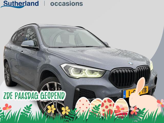 BMW X1 xDrive25e eDrive M Sport | Plug-in Hybride | PHEV | 220pk | Panoramadak | Storm Bay Metallic | 19 inch | M Pakket | Camera | Sportstoelen | Led verlichting | Head Up Display | Shadowline Exterieur