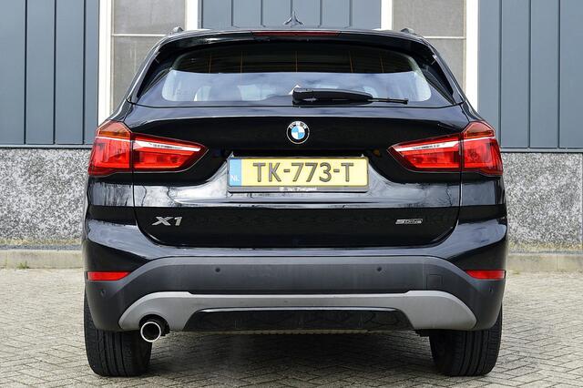 BMW X1 sDrive18i High Executive Rijklaarprijs-Garantie Panoramadak Leder interieur Led Navigatie Head-up