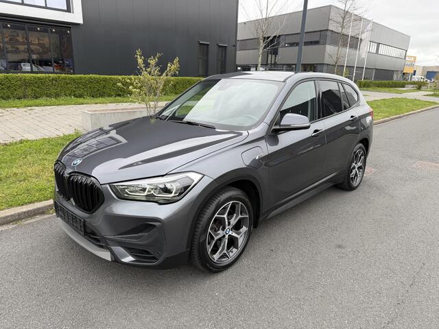 BMW X1 xDrive25e Exec. Carplay, Camera, Sportstoel , LED