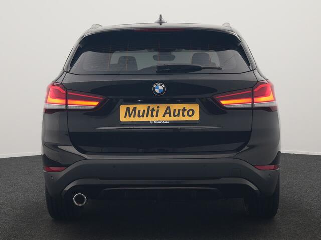 BMW X1 xDrive25e Sportline PHEV 221pk Dealer O.H | Trekhaak Afn. | Camera | Sportstoelen & Stuur Verwarmd | BMW LED | Hifi Audio | Navigatie | DAB | 18" L.M | Plug In Hybrid |