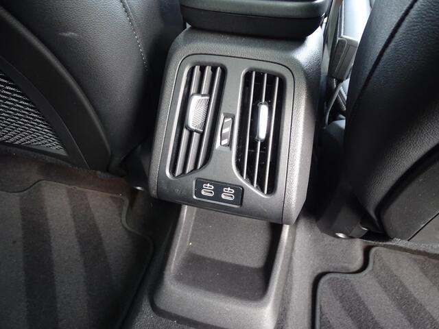 BMW X1 sDrive20i M Sport Pano.Dak Head-Up Harman/Kardon 360 Camera Park-Plus Leder Driving Ass. Adaptief M-onderstel 19"LM Velgen