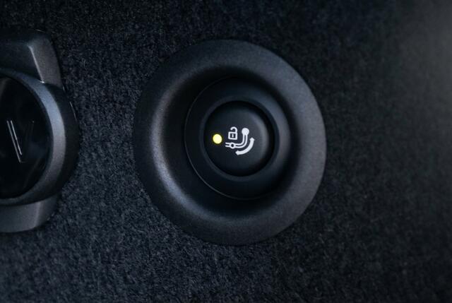 BMW X1 25 e xDrive Frozen Grey l Pano l Trekhaak l 360 l Leder l VOL OP