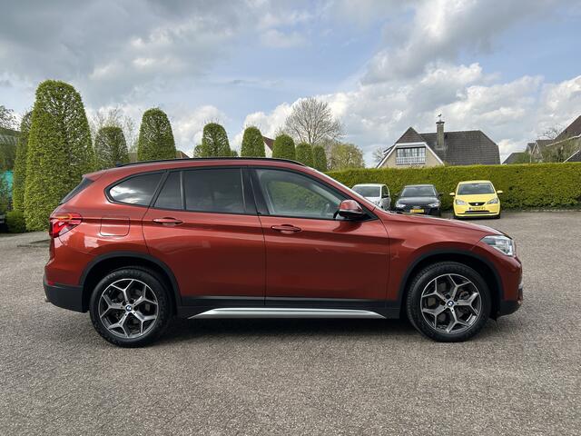 BMW X1 xDrive20i High Executive 30.056 Km!