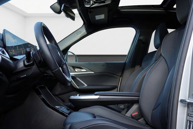 BMW X1 25 e xDrive M Sport Pano l 360 Camera l HUD l VOL OPTIES