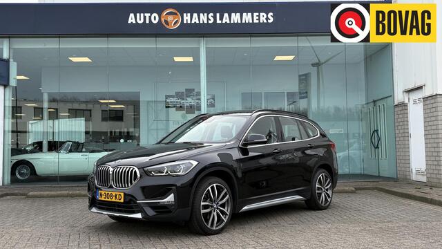 BMW X1 sDrive18i High Executive Schuifdak, trekhaak, leer