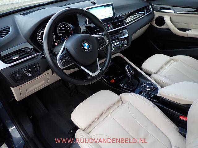 BMW X1 2.0i / SPORTLEER / HEAD-UP / TREKHAAK