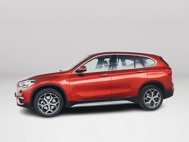 BMW X1 sDrive20i Orange Edition II | Parkeercamera | Stoelverwarming | Cruise control