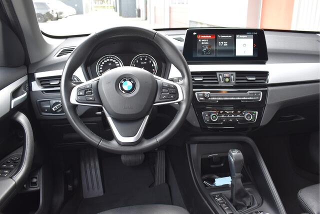BMW X1 xDrive25e eDrive Edition Sportstoelen, Camera, Trekhaak, Stoelverwarming