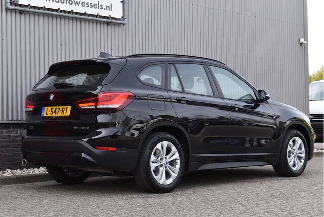 BMW X1 xDrive25e eDrive Edition Sportstoelen, Camera, Trekhaak, Stoelverwarming