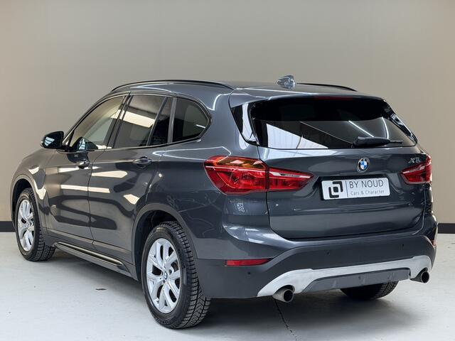BMW X1 xDrive20i Sport, 192Pk, 2017, 1ste eigenaar, Dealer onderhouden, Volledig leder, Cruise control, Climate control, Parkeersensoren, LED koplampen,