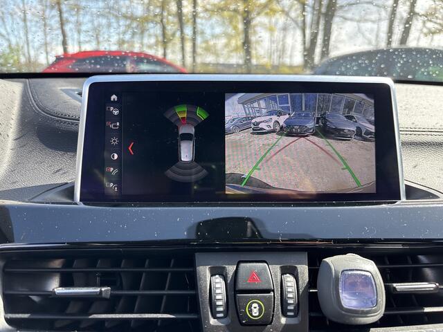 BMW X1 xDrive25e Executive LED Carplay Achteruitrijcamera Trekhaak Stoelverwarming DAB