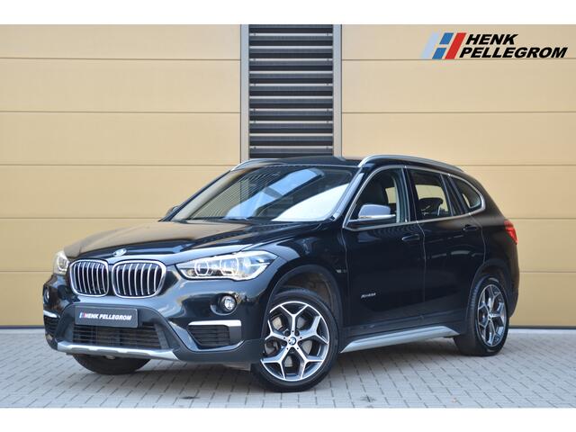 BMW X1 xDrive20i Executive * Trekhaak * Sportstoelen * Achteruitrijcamera * Comforttoegang *