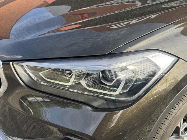 BMW X1 sDrive18i High Executive Xline // DEALER ONDERHOUDEN!! // CAMERA // NAVI // CLIMA // CRUISE // LED //