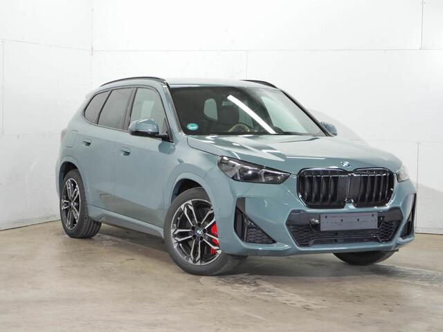 BMW X1 xDrive30e | M-Sport Pro | Head up | Trekhaak | Co Pilot | Elek. stoelverst. | Stoel + stuurverw. SpaGroen