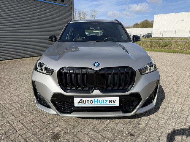 BMW X1 xDrive25e M Sport Head-Up Display Keyless Entry 19 Inch 360 Gr. Camera Carplay Leder Tot 89 KM elektrisch (WLTP)!