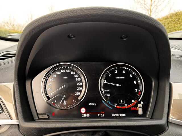 BMW X1 xDrive20i | 4x4 | Carplay | HUD | Trekhk | Camera | 1e Eig. | Ad.Cruise | Dealeronderhouden!