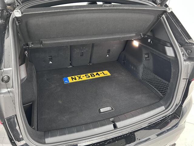 BMW X1 sDrive20i High Executive NAVIGATIE | PANORAMADAK | ACHTERUITRIJCAMERA | LEDEREN BEKLEDING