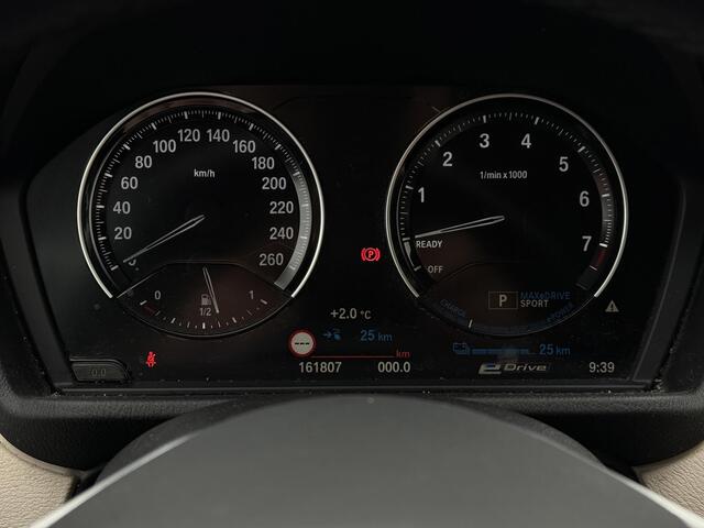 BMW X1 Aut. xDrive25e Executive Edition | SoH 85% | Trekhaak | Navi | Sfeer Verlichting |