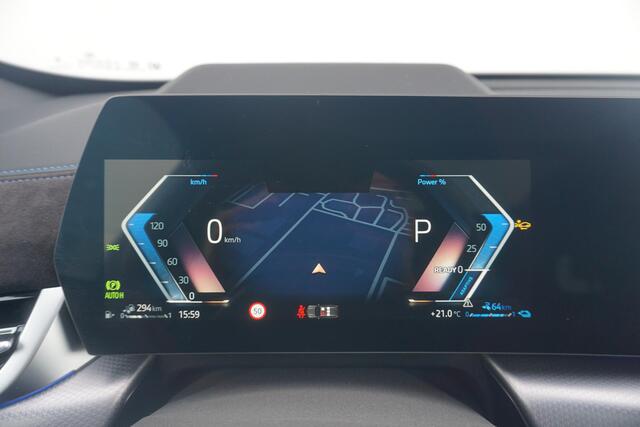 BMW X1 xDrive25e | M Sportpakket Pro | Harman Kardon | Driving Assistant Plus | Head-Up Display | Trekhaak