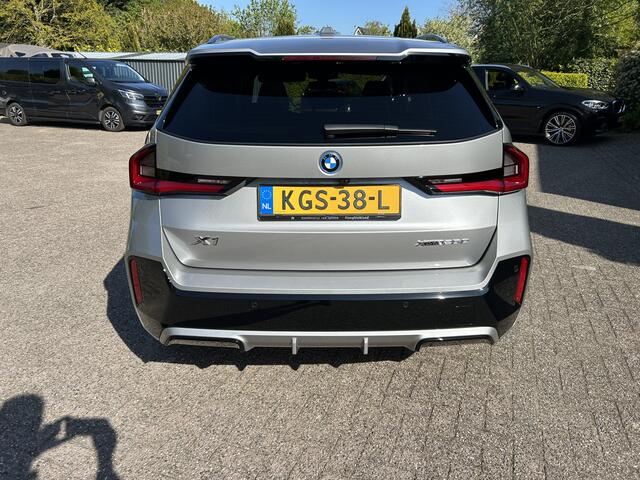 BMW X1 XDRIVE25E M.Sport Panoramadak M Sport