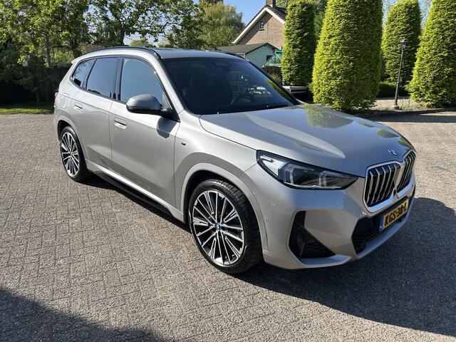 BMW X1 XDRIVE25E M.Sport Panoramadak M Sport