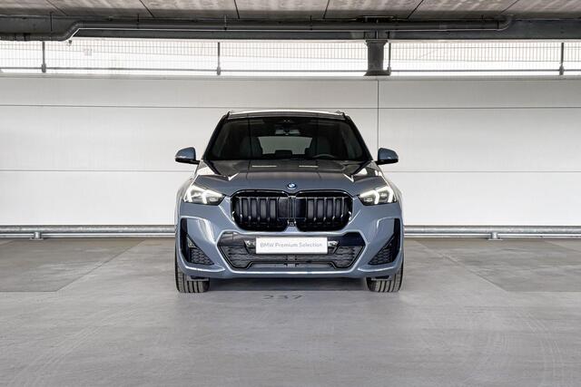 BMW X1 xDrive25e | M Sportpakket Pro | Innovation Pack | Comfort Pack | Travel Pack | Trekhaak | Huisselectie