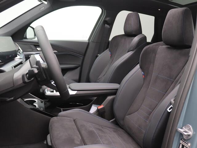 BMW X1 xDrive25e 245PK Aut. M-Sport, Pano-Schuifdak, Keyless, Digital Key, Stoelverwarming, LED verlichting, Trekhaak, 19" LM Velgen