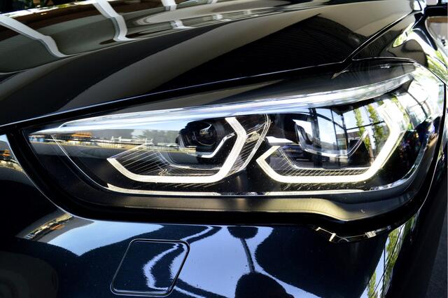 BMW X1 xDrive20i M-Sportedition | 2.000kg Trekgewicht !